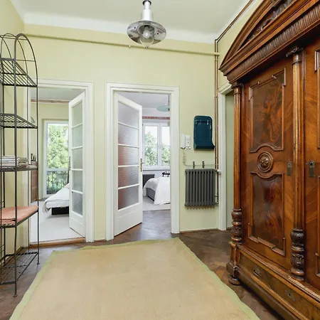 Cracow Kazimierz Retro Skawinska By Renters Apartment