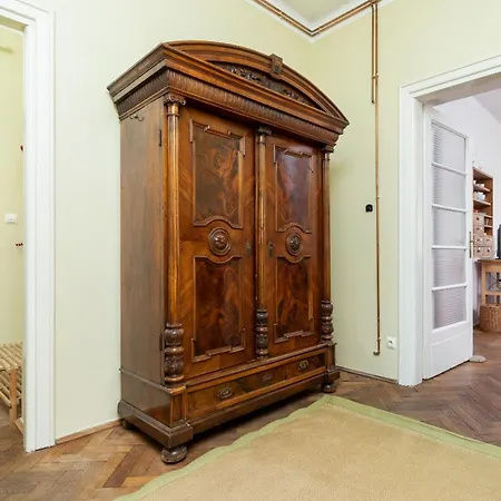 Apartment Cracow Kazimierz Retro Skawinska By Renters *