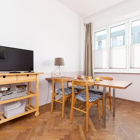 Cracow Kazimierz Retro Skawinska By Renters Apartment Krakow